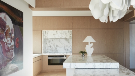 Calacatta Vagli Kitchen Island and Splashback