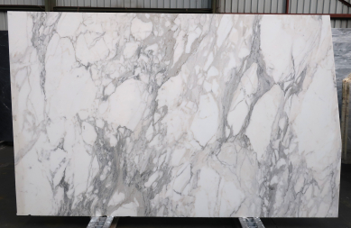 Calacatta Oro polished white marble slab with grey veining, batch 1000-3M