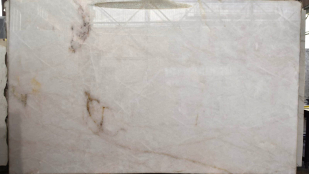 Cristallo White quartzite slab with gold rust veining, batch 1320-4Q