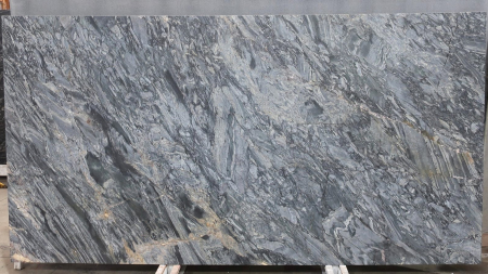 Firestone charcoal quartzite slab with rust veining, batch 1158-3Q