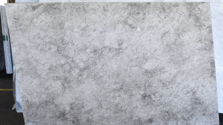 Gris Fossil honed limestone slab, batch 1044-4L
