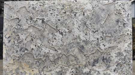 La Pampa leathered brown granite slab with white veining, batch 1609B-3G